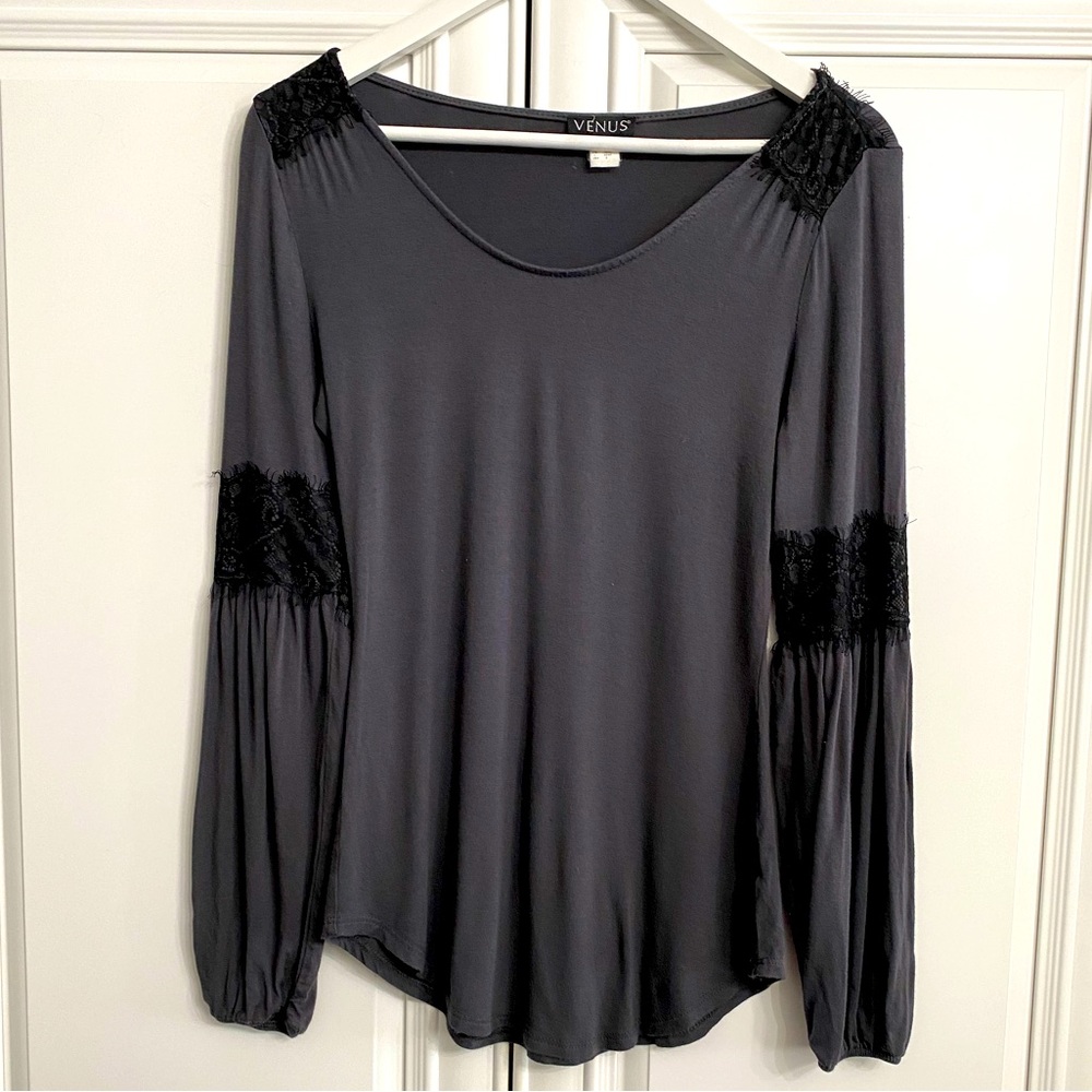 Venus Women’s Sz Small Scoop Neck Long Sleeve Shirt Grey with Black Lace Detail